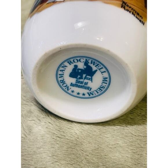 Vintage Pair of Authentic Norman Rockwell Museum Collector's Coffee Cups (1982) - Picture 5 of 6